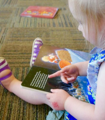 Miért tanulnak a gyerekek ilyen könnyen nyelveket?